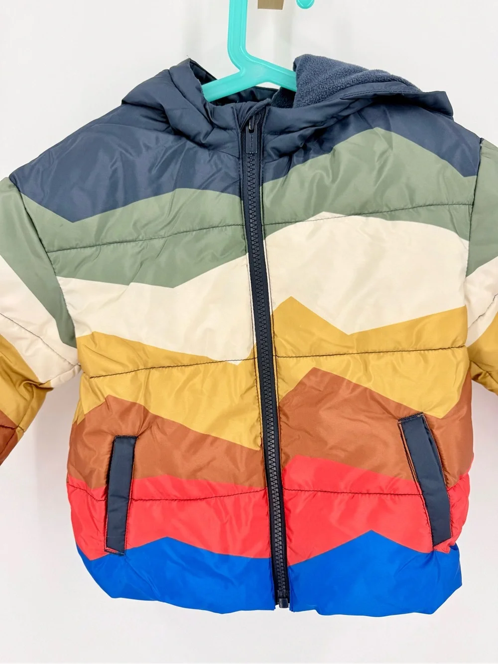 Old Navy Boys Puffer Jacket Colorblock Hooded Water-Resistant 3T